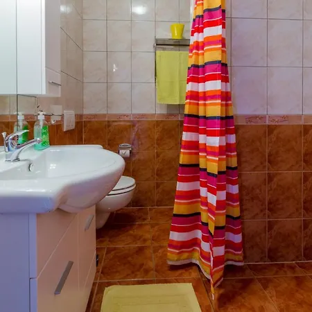 Apartament Iva-bono 1 *